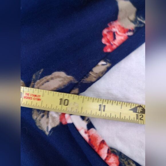 Women's Navy Floral Leggings Size M - Picture 7 of 8